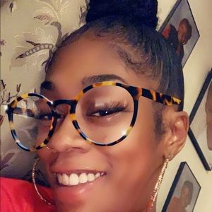 Meet your Posher, Chantele